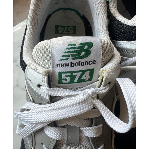 NEW BALANCE 574 Mens Size 11 Casual Sneakers - Picture 2 of 7